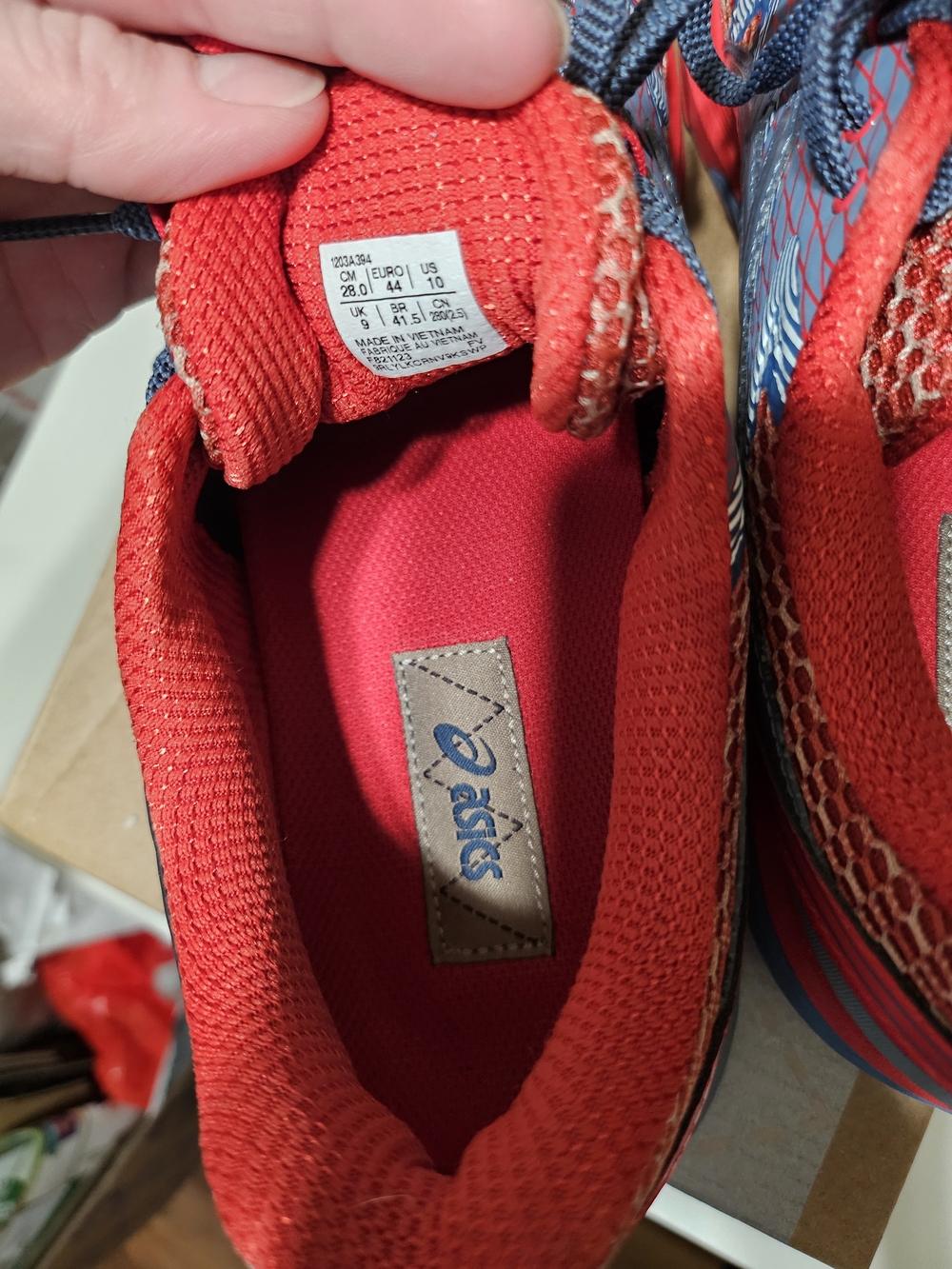 NWOT Asics Red and Blue  Sneakers Mens 10/Womens 11.5